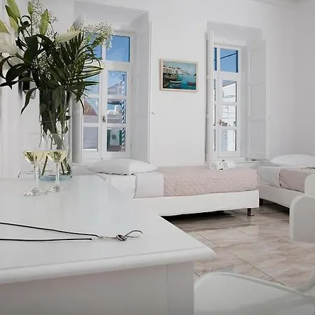 Sunday House * Mykonos Town
