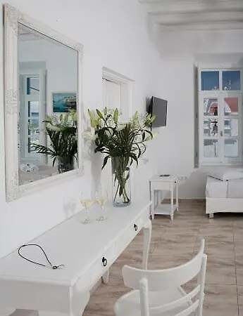 Sunday House